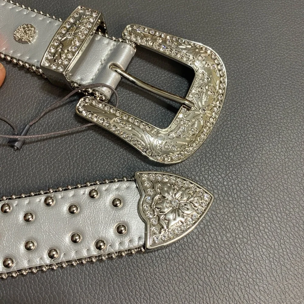 NWT Vince Camuto Silver Studded Western Style Belt
